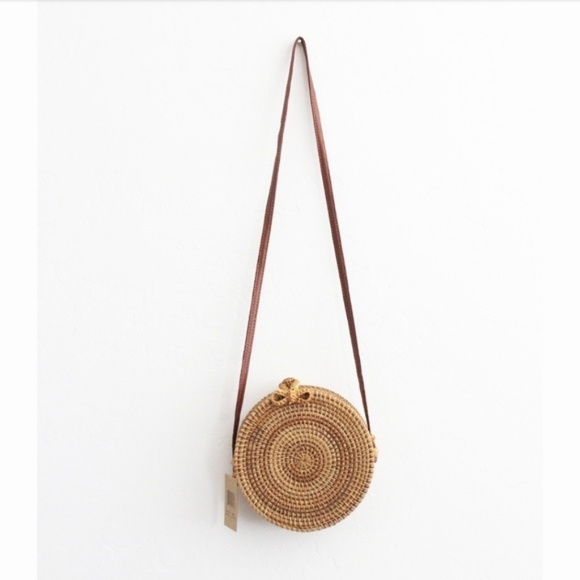 NWT SAVANNA HAND WOVEN STRAW BAG - Picture 4 of 4